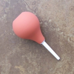 Нужно ли промывать влагалище душем?