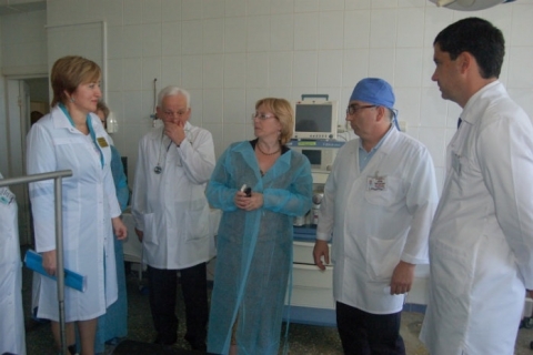 Главных специалистов должно быть больше