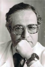 Нейрохирург